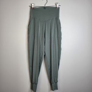 Aerie The Hugger Fold Over Joggers High Rise Size M soft  stretchy  olive green